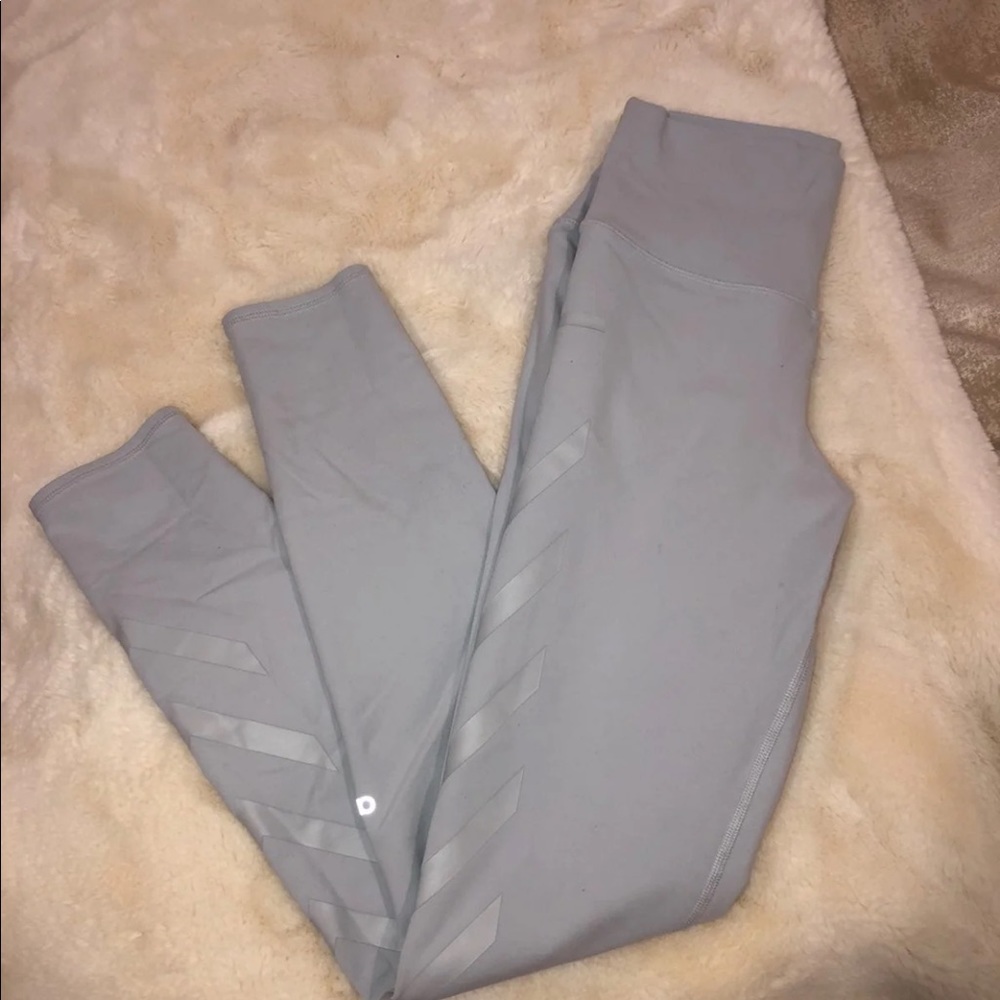 Alo Yoga High Waist Airbrush Legging